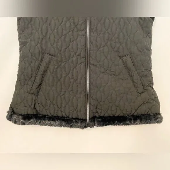NWT Casual Identity Reversible Faux Fur Vest size SP - Picture 9 of 10